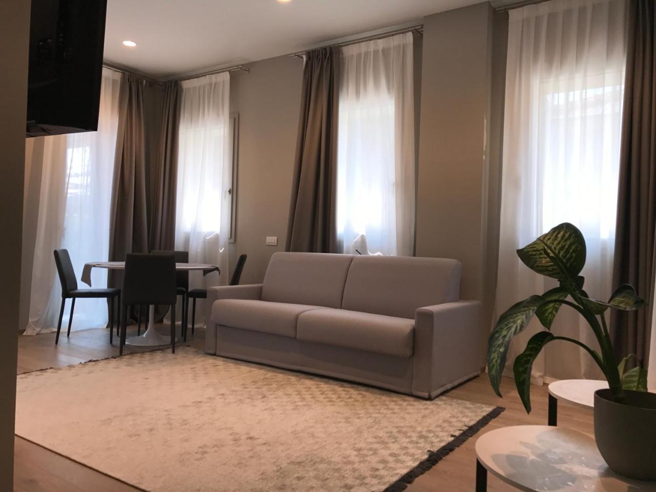 Good Idea! Palace By H-Fast Treviso Ngoại thất bức ảnh